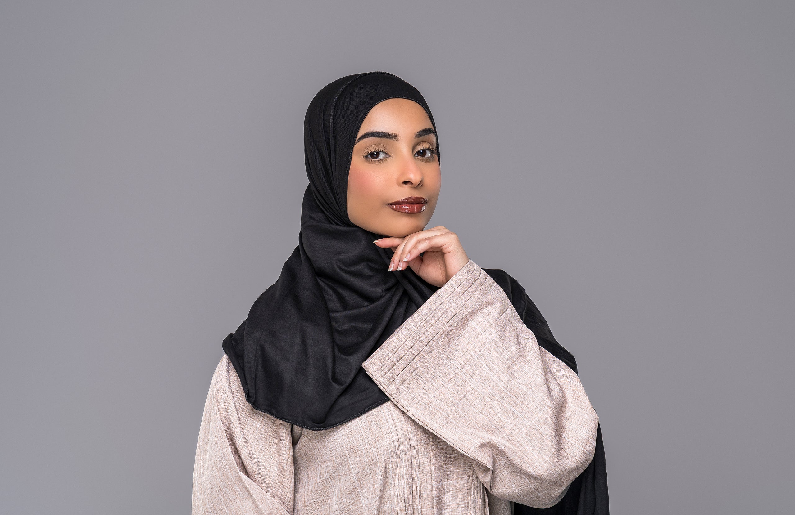 Soft Jersey Hijab in Nachtschwarz - Zaytouna