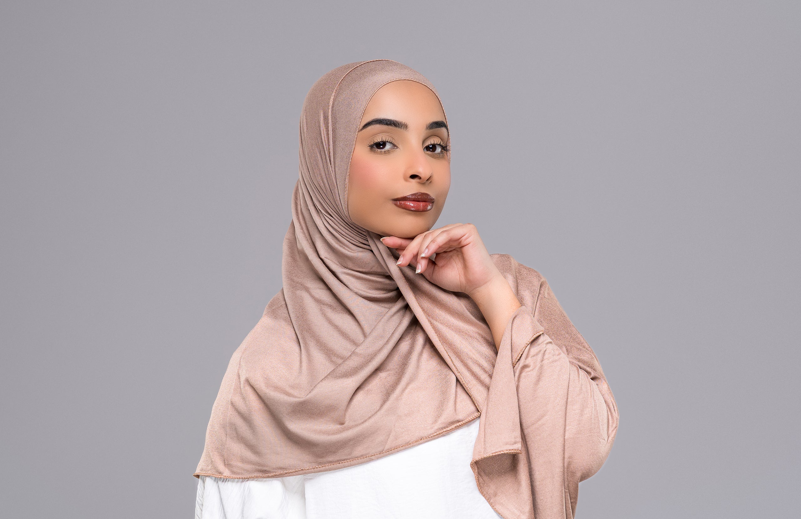 Soft Jersey Hijab in Taupe-Rosé - Zaytouna