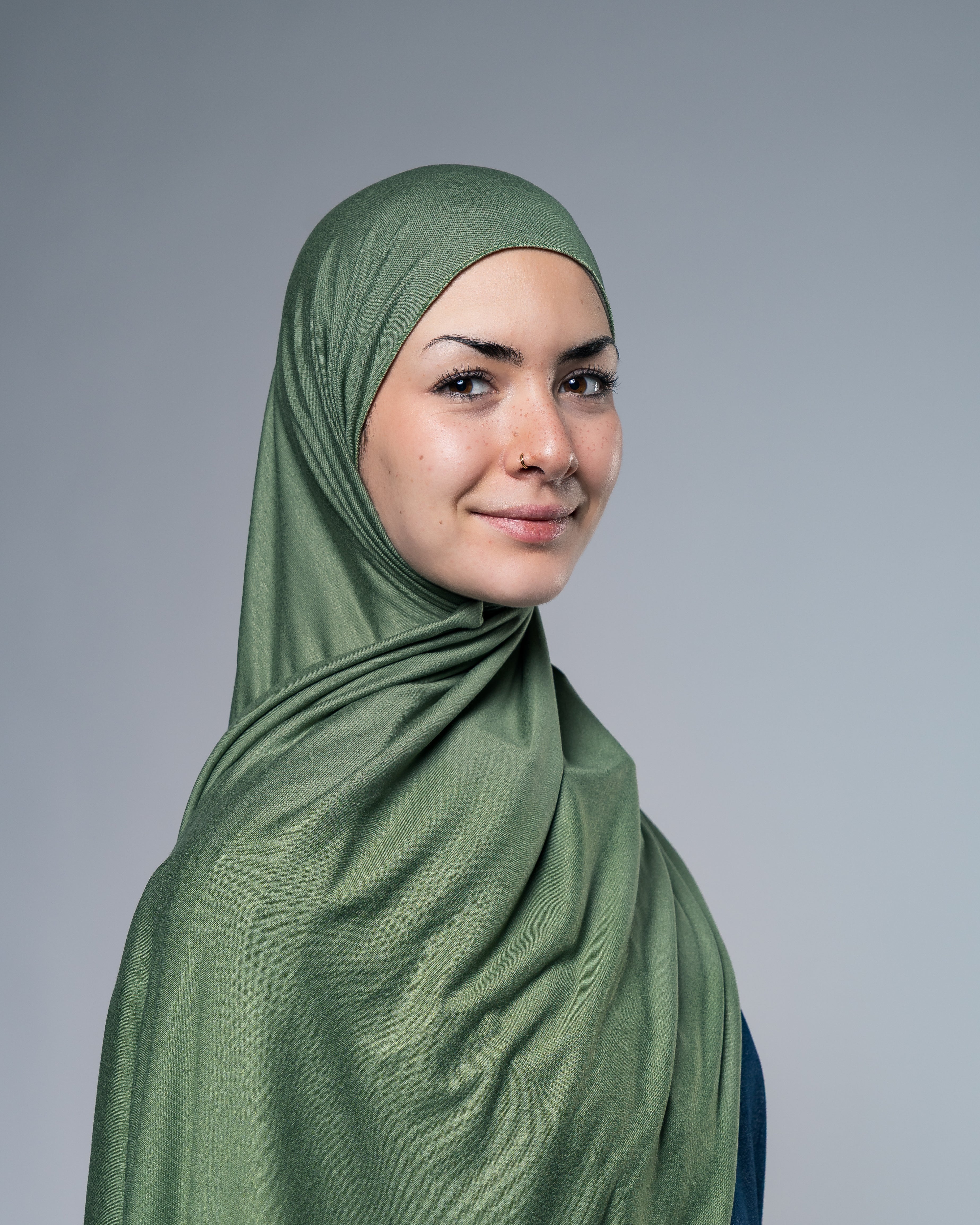 Soft Jersey Hijab in Olivengrün - Zaytouna