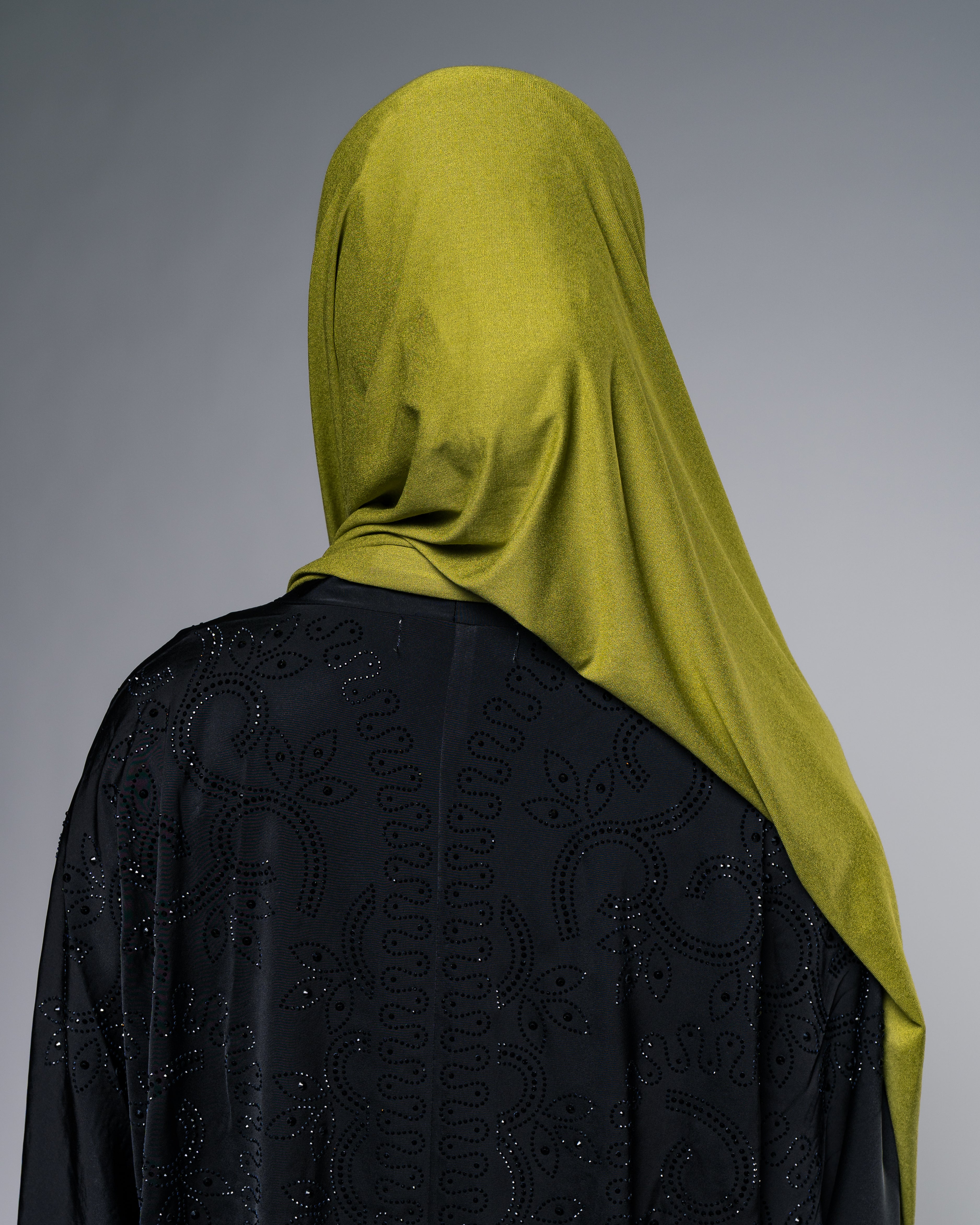 Luxury Open Abaya mit Glitzersteinen in Schwarz - Zaytouna