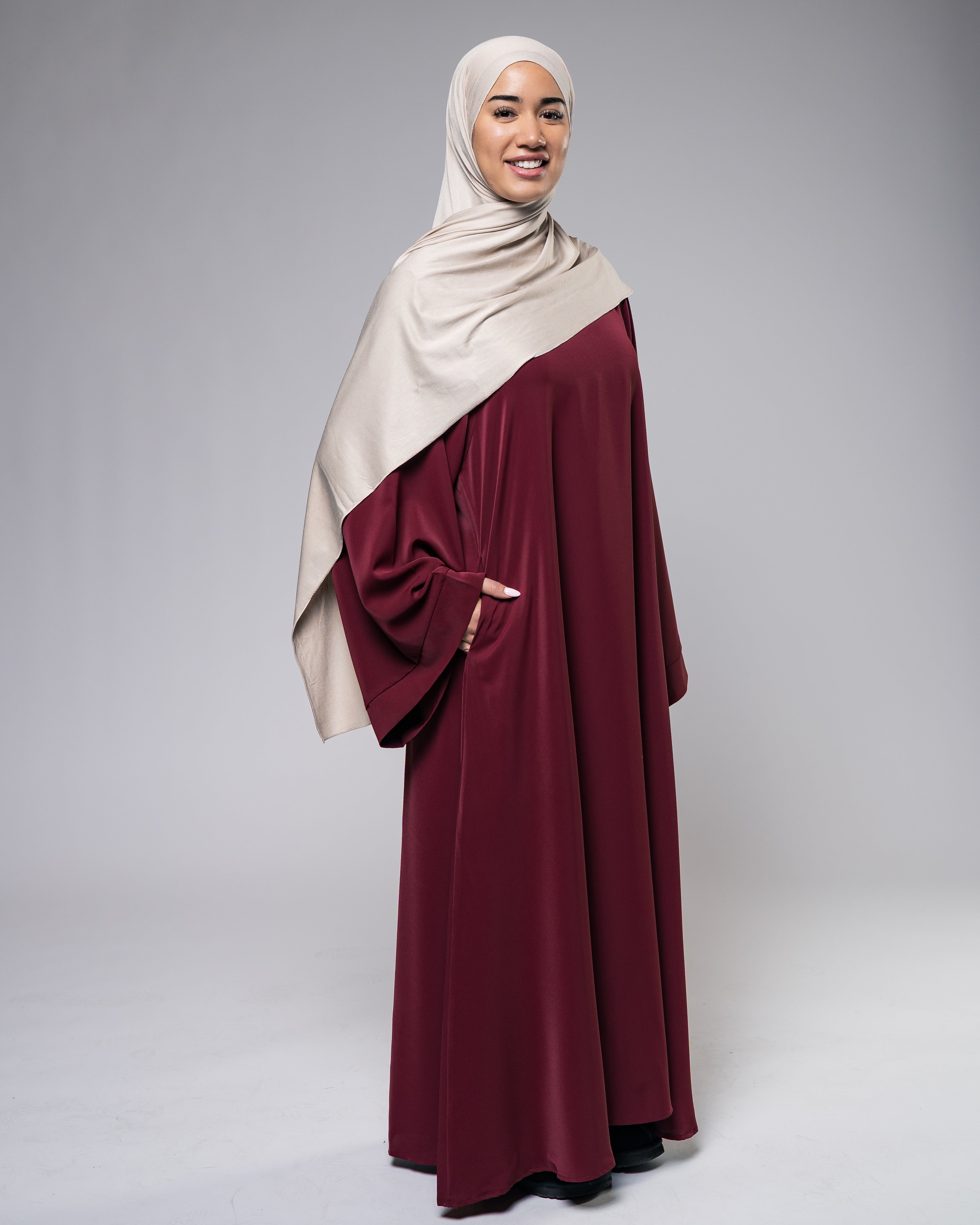 Soft Flow Abaya in Burgundy - Zaytouna